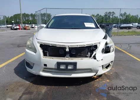 2015 Nissan Altima 2.5 S из США, поврежденный, VIN 1N4AL3AP9FC574943